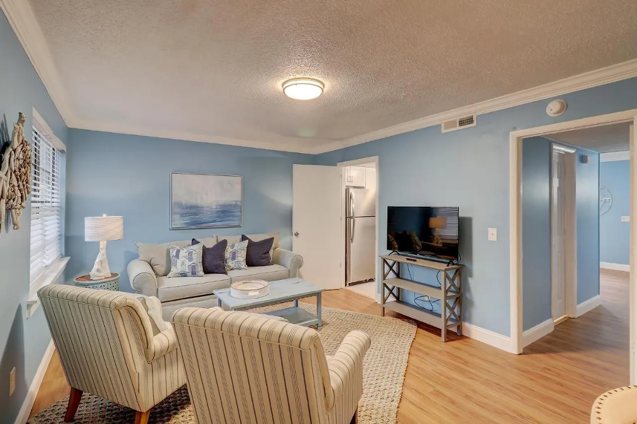 #61 Beautiful Condo Ideal Location 2Bdr/2 Parkings Hilton Head Island 0*,  United States